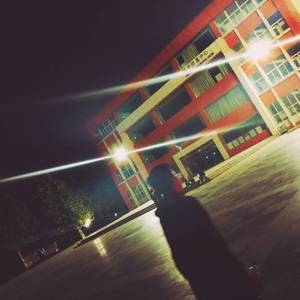 美女晚内衣脱内裤
