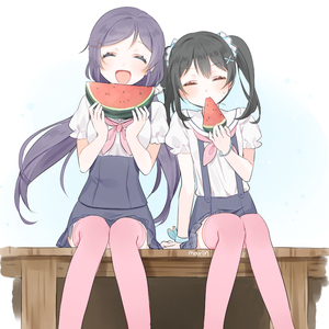 美女晚内衣脱内裤
